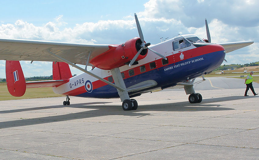 Scottish Aviation Twin Pioneer: Flugzeug als Hochdecker mit zwei 9-Zylinder Sternmotore