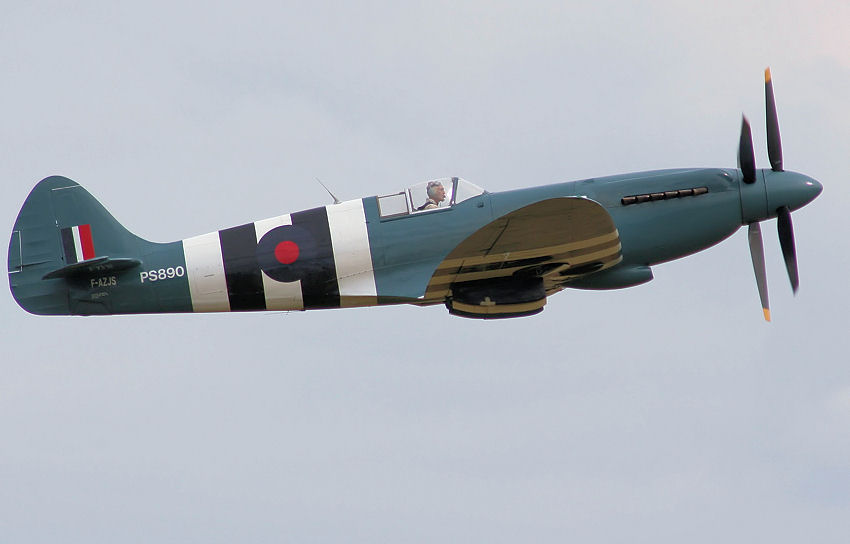Supermarine Spitfire PR.XIX: Flugansichtr