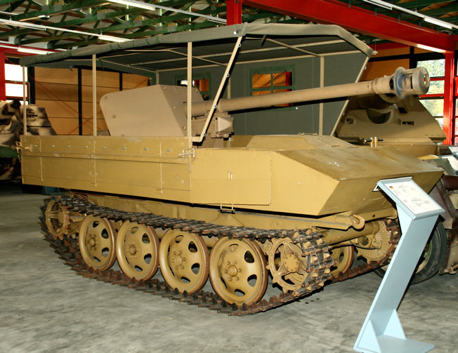 7,5 cm Pak 40/4 auf Raupenschlepper Ost 