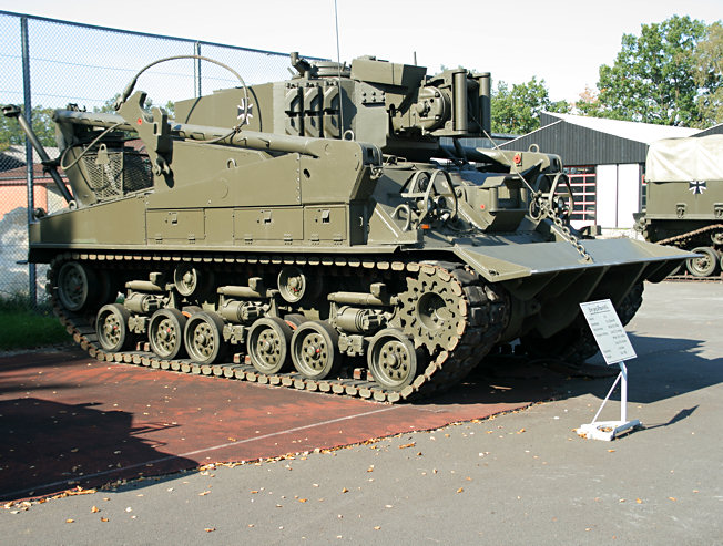 Bergepanzer M-74