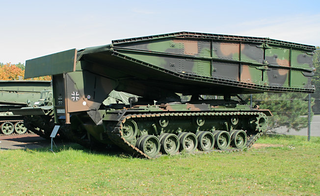 Brückenlegepanzer M-48 A2