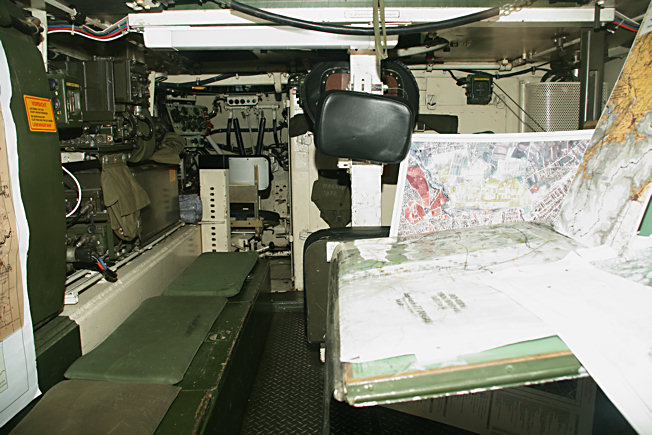 Führungsfunkpanzer M 113