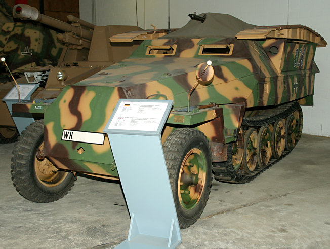 Schützenpanzerwagen 251/7 Pionierpanzerwagen