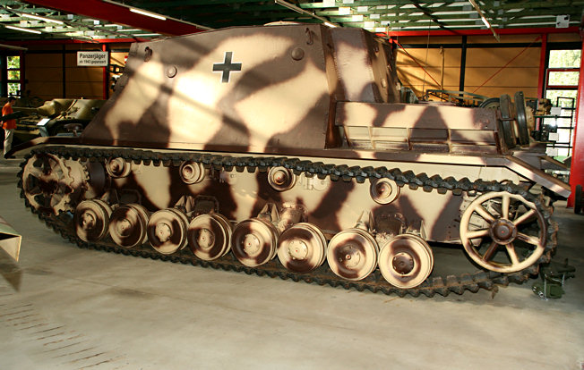 Sturmpanzer IV Brummbär