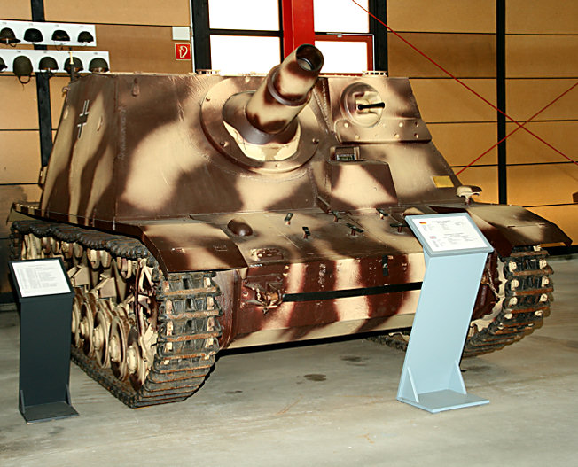 Sturmpanzer IV Brummbär