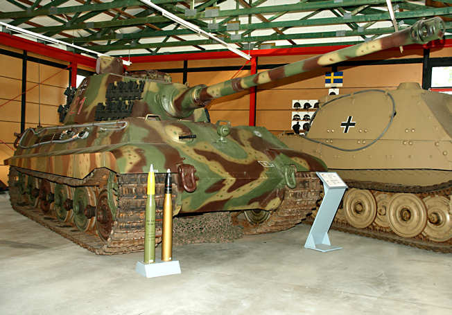 Panzerkampfwagen VI TIGER II "Königstiger" Ausf. B