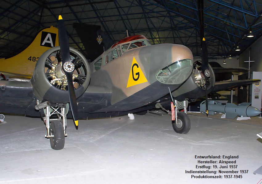 Airspeed AS 10 Oxford: 2-motoriges Standard-Schulflugzeug in Holzbauweise