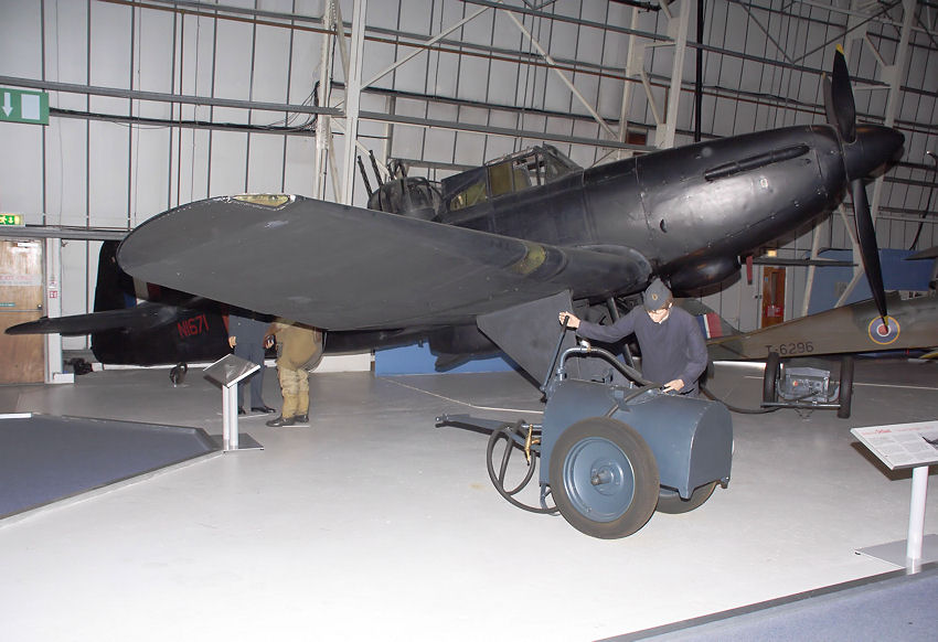 Boulton Paul Defiant: 2-sitzigers Jagdflugzeug, das ab 1937 von den Briten gebaut wurde