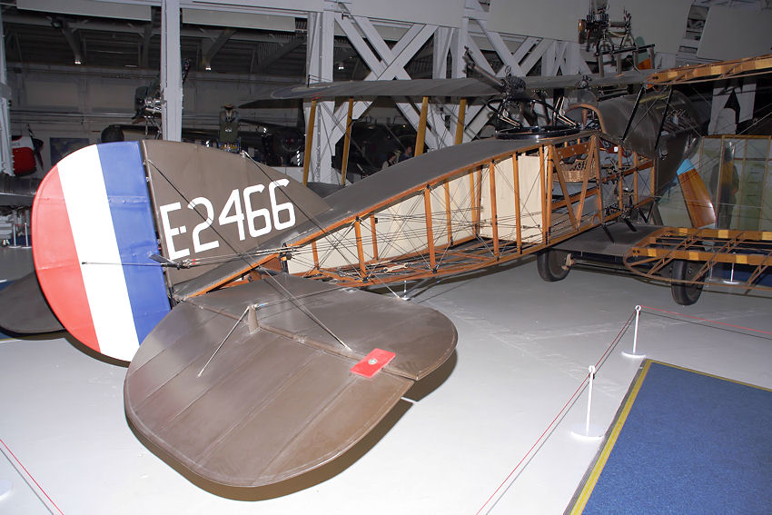 Bristol F2 Fighters: 2-sitziges Doppeldecker-Jagdflugzeug im 1. Weltkrieg