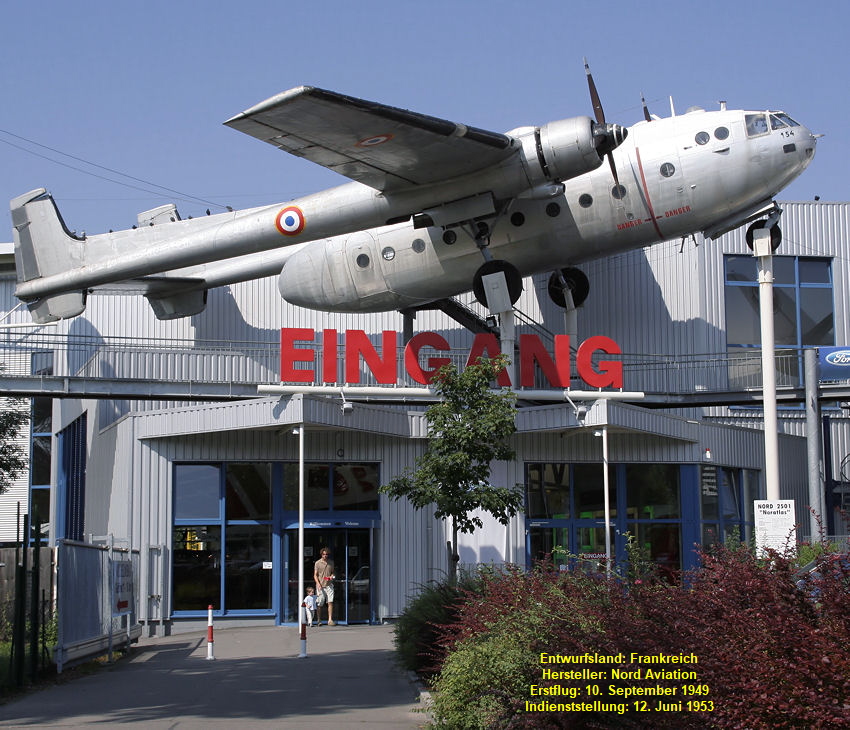 Nord Aviation N 2501D “Noratlas”: Flugzeug mit Rumpfgondel und doppelten Leitwerksträgern