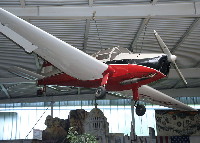 Bücker 181 Bestmann (1939):  2-sitziges Flugzeug zur Grundschulung