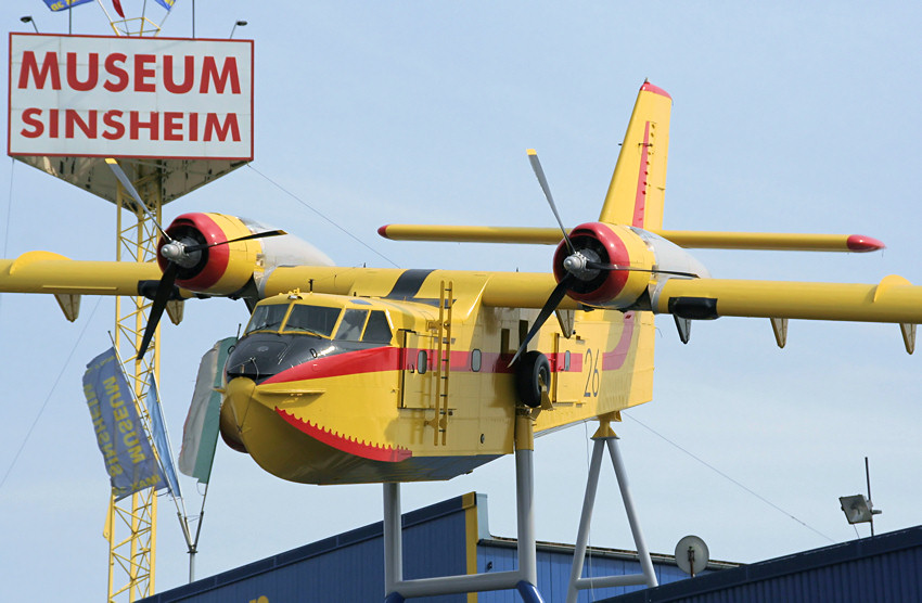 Canadair CL-215 - Löschflugzeug