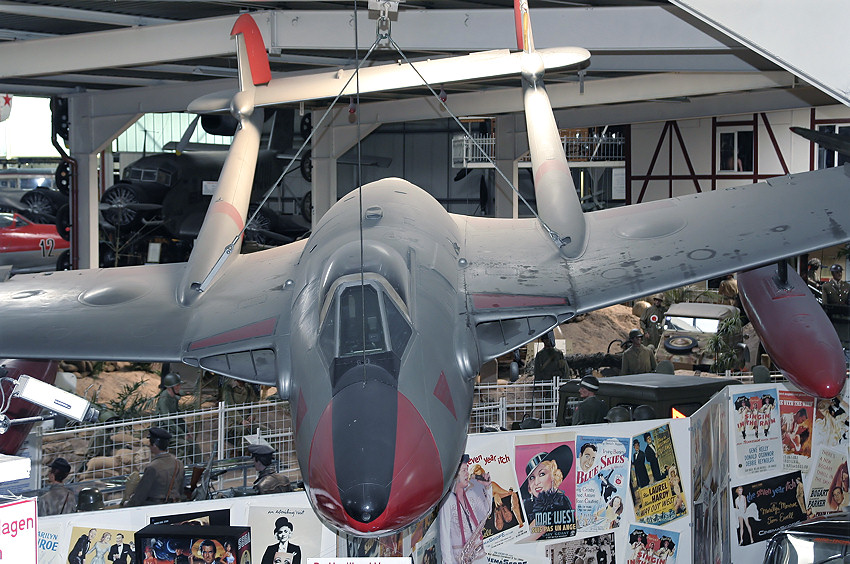 De Havilland DH 112 Venom: Kampfflugzeug