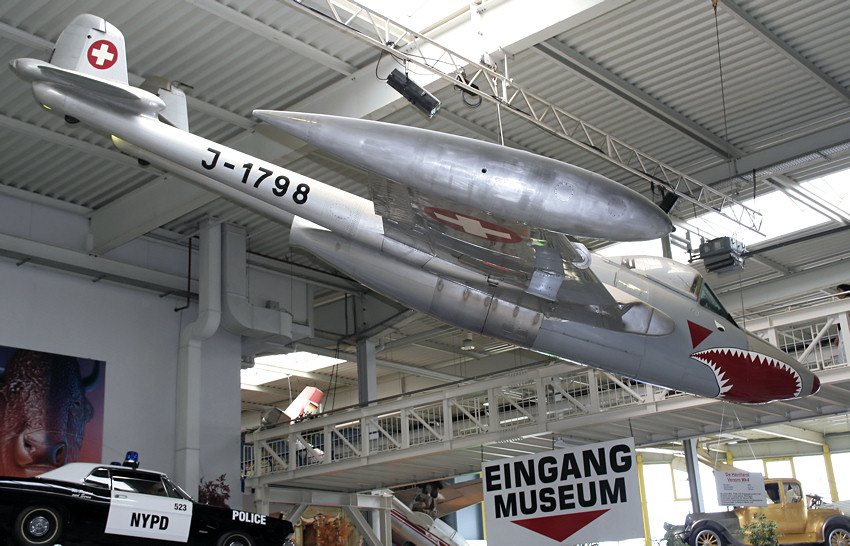 De Havilland D.H. 112 Venom: Kampfflugzeug