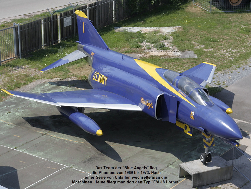 McDonnell Douglas F-4 J Phantom: Anstrich der US-Kunstflugstaffel Blue Angels