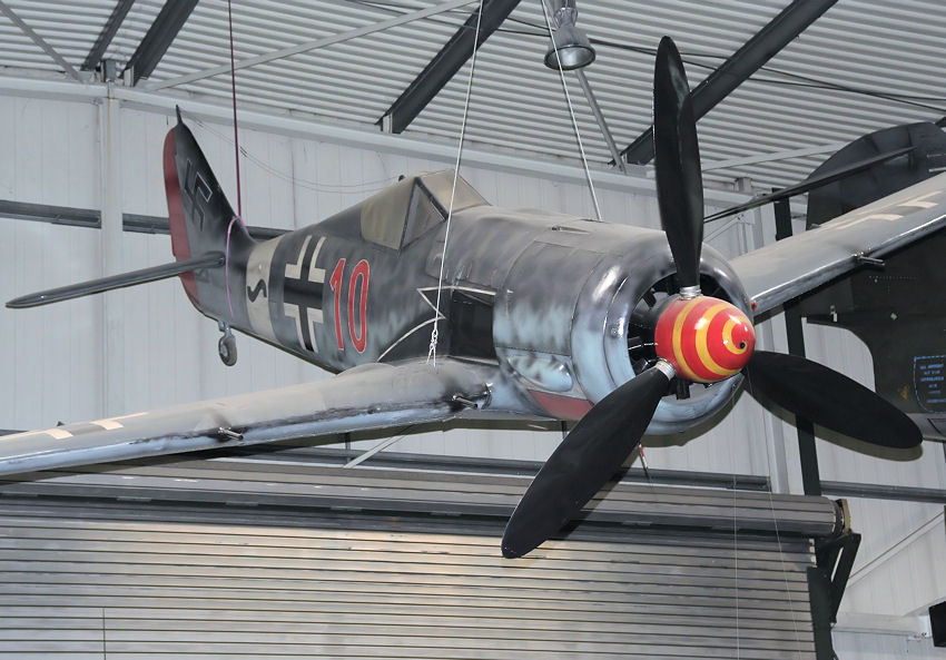 Focke Wulf FW 190: bestes Jagdflugzeug mit Kolbenmotor in der Zeit von 1944 bis 1945