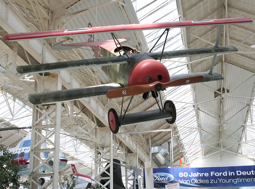 Fokker Dr I : 3-Decker des "Roten Baron" Manfred von Richthofen - Jagdflugzeug von 1917