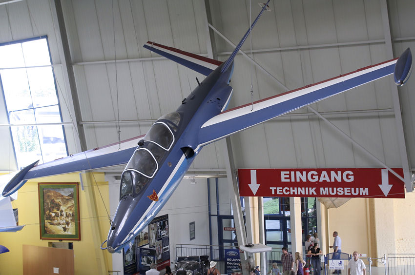 Fouga Magister CM 170