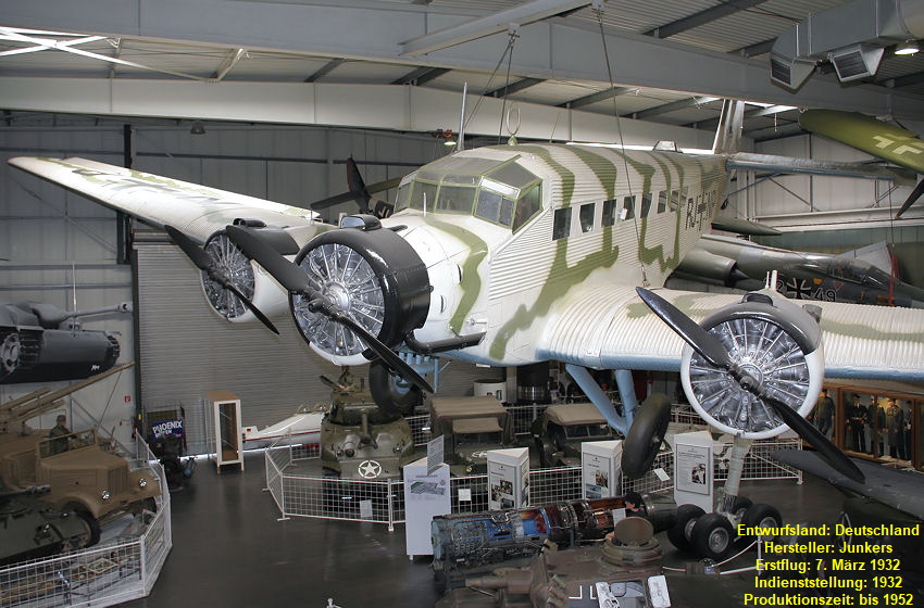 Junkers - Ju 52: “Tante Ju” mit Wellblechbeplankung und rechteckigem Querschnitt