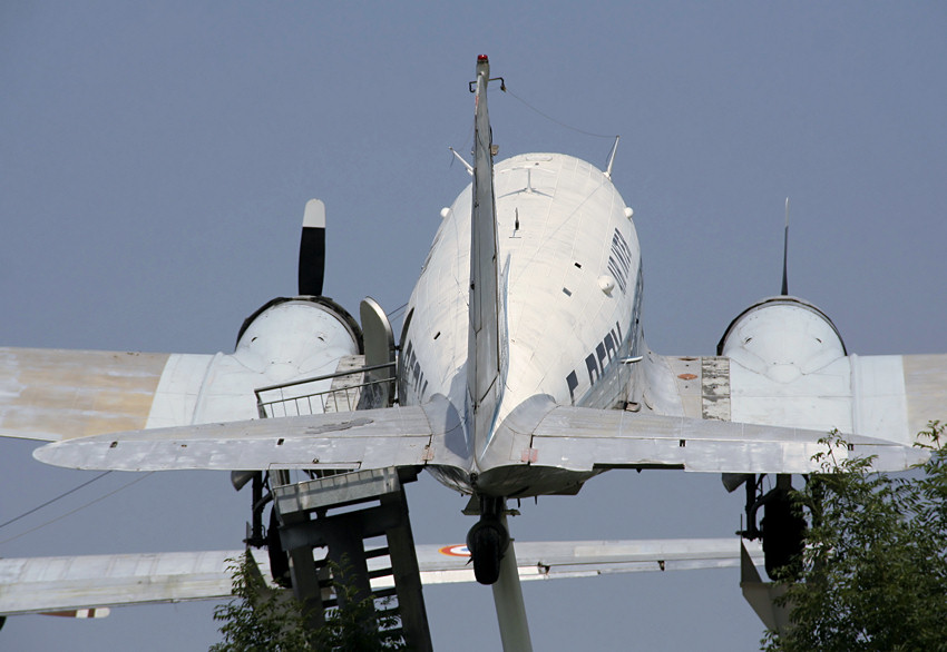 Douglas DC-3 - Heckansicht