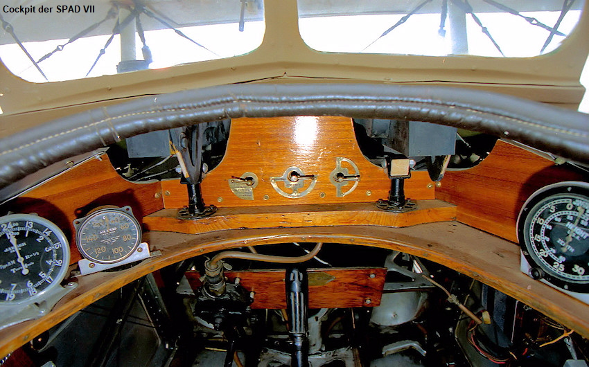 Cockpit der SPAD VII