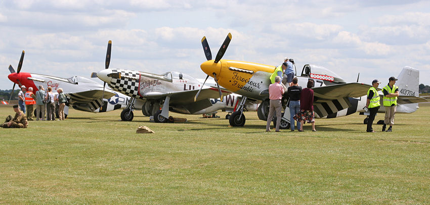 Flugshow - P-51 Mustang