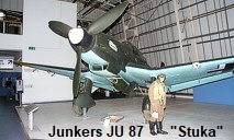 Junkers Ju 87 Stuka: markant abgeknickte Flügel - mit "Jericho-Trompete"