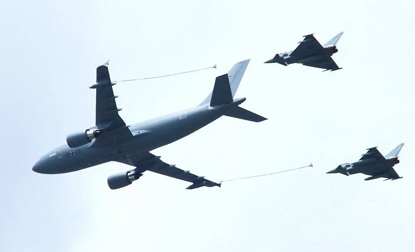 [Image: Airbus_A310_MRT_tanken.jpg]