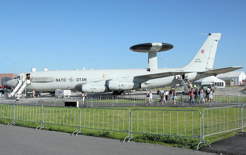 Die Boeing E3-A Vetter Sentry NATO Aufklärer Bildband Flugzeug NEU! AWACS 