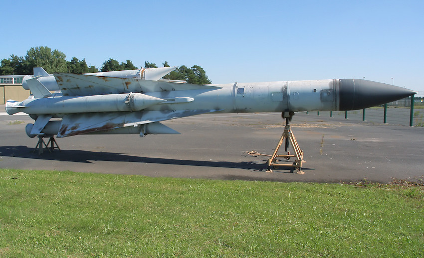 S-200 WEGA (NATO-Code “SA-5 Gammon”): Boden-Luft-Lenkwaffensystem der ...