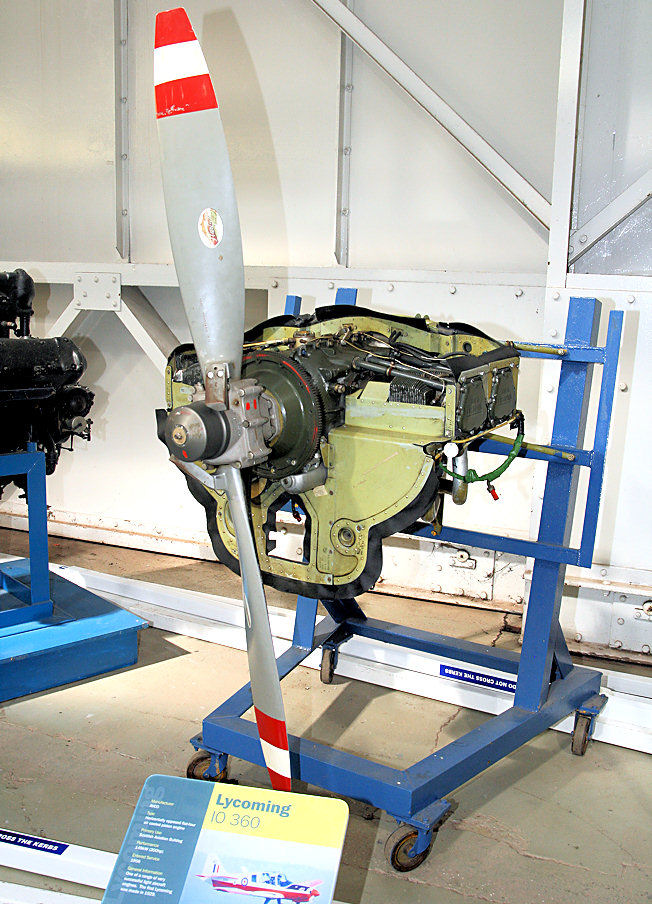 IO 360 6 ZylinderFlugmotor, luftgekühlt