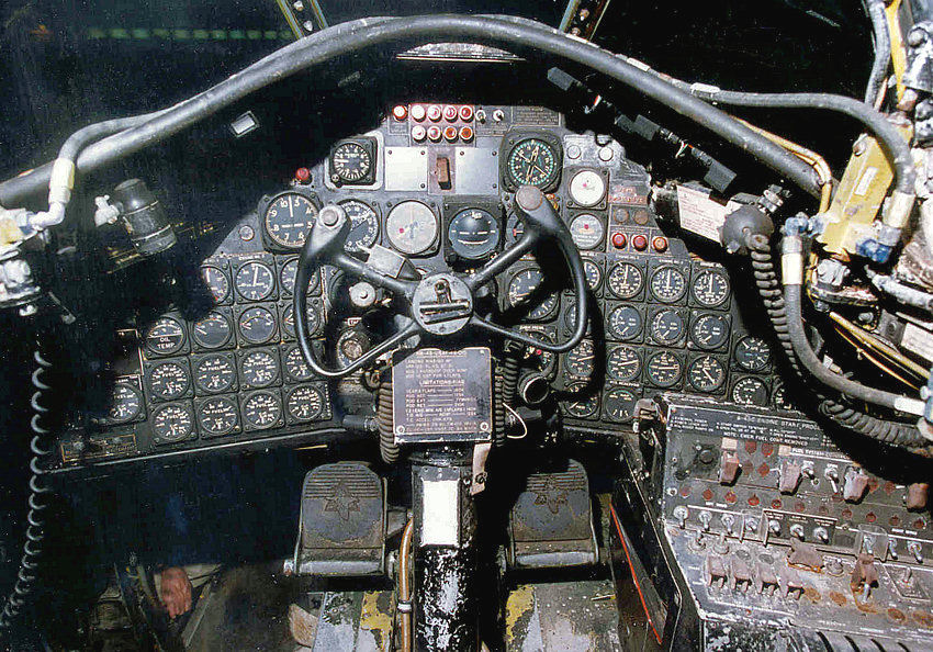 North American B-45 Tornado: Erster 4-strahliger US-Bomber konnte ...