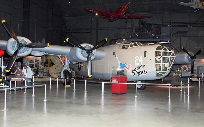 Consolidated B-24D Liberator: schwerer Bomber der USA ab 1941